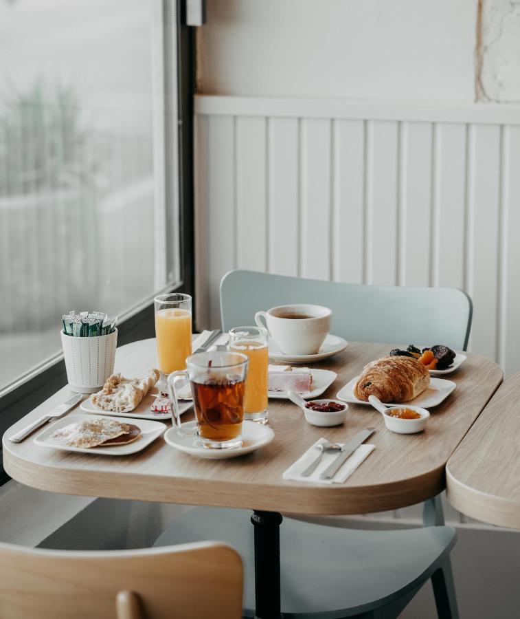 Hotel Le Rivage Vue Sur Mer - Chatelaillon-Plage Ngoại thất bức ảnh